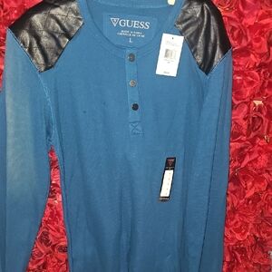 Guess NWT Men's Teal Long Sleeve Henley with Black Accents Size Large